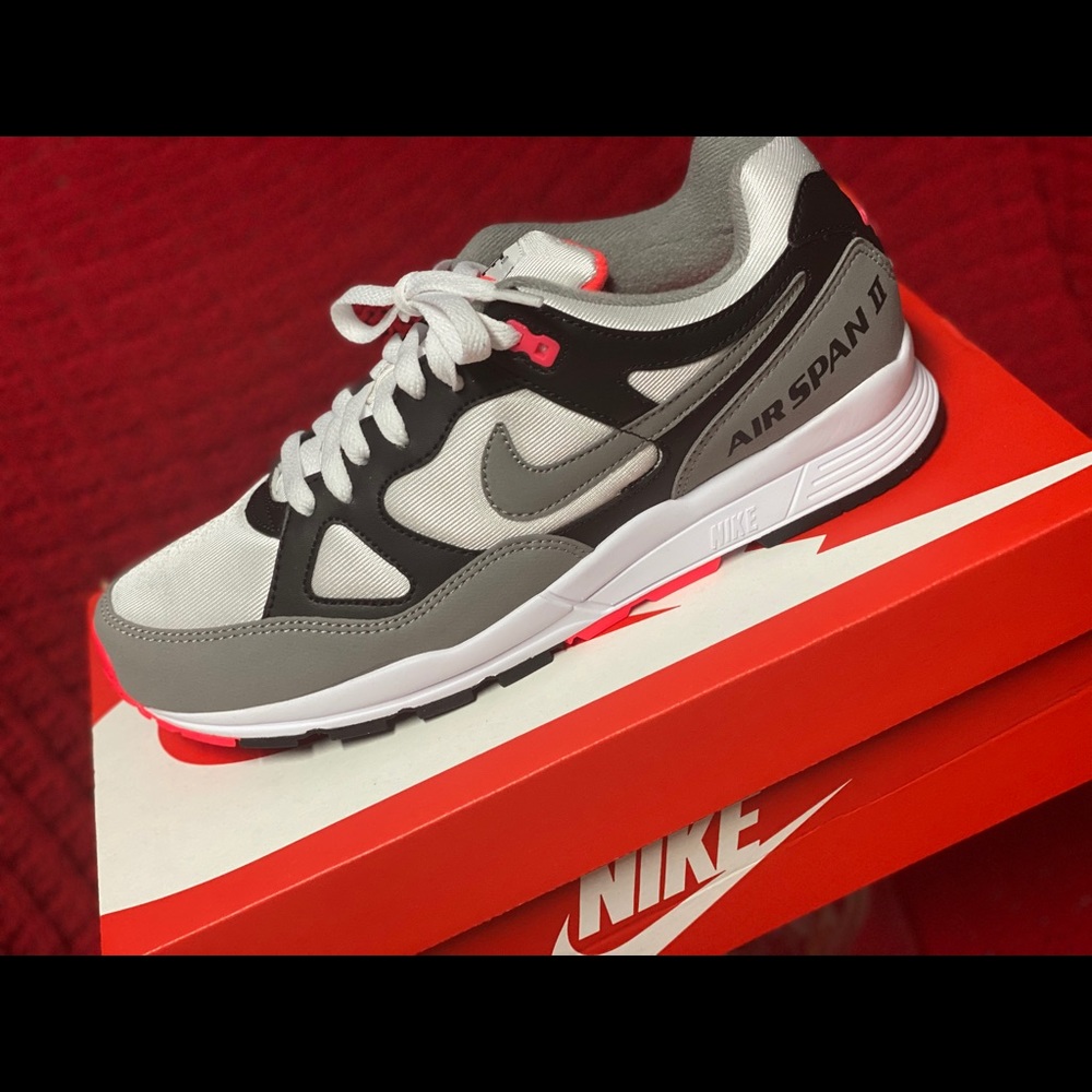 Nike air span 2 hot coral size 9
